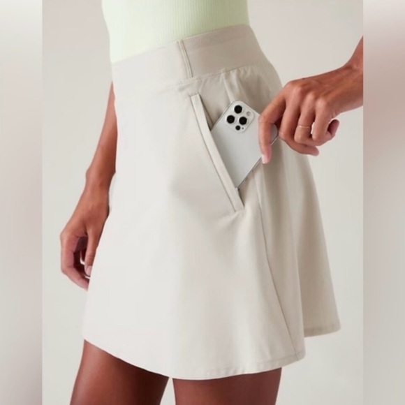 Athleta Pants - Athleta Brooklyn Heights High Rise Skort - Size 12 - Abalone Ivory